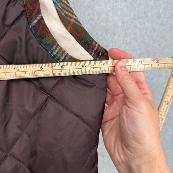Cabi Womens Puffer Quilted Vest Size M Brown Plaid Corduroy Equestrian Style 694 - Picture 11 of 11